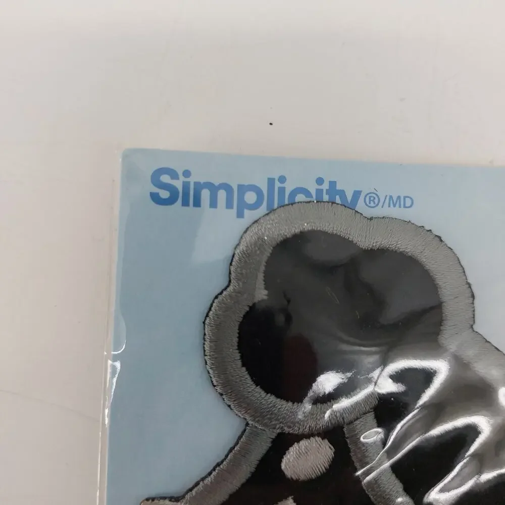 Simplicity Black Poodle Dog Applique Clothing Iron Costume